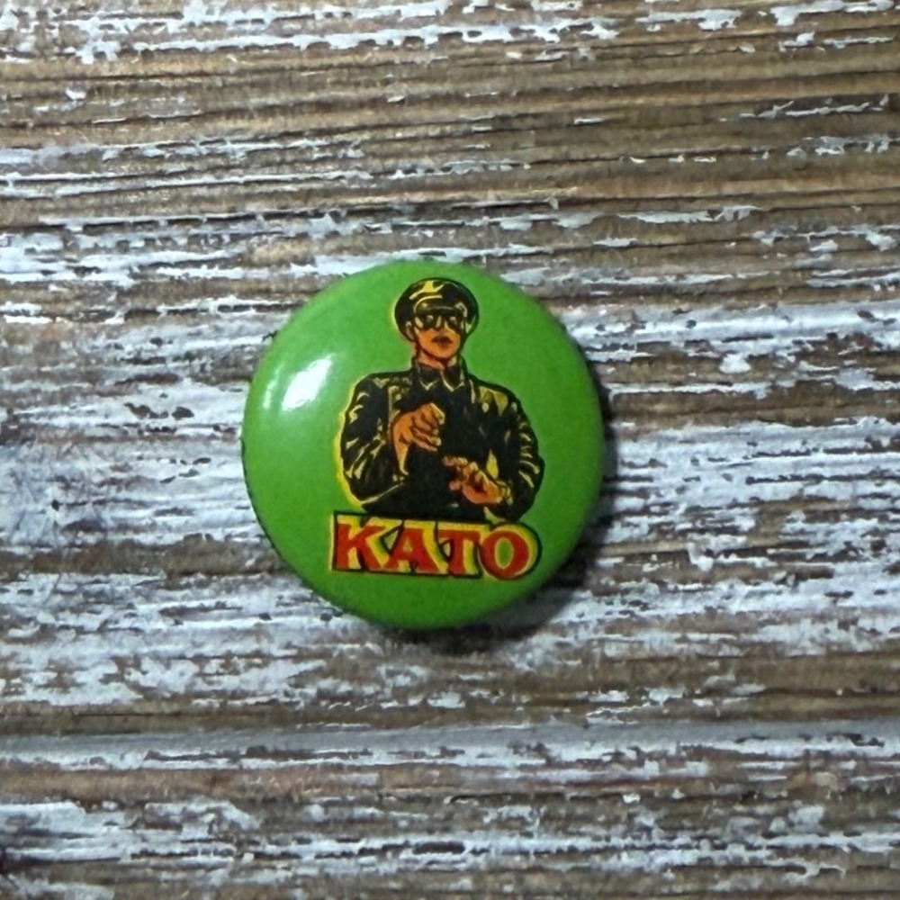 Vintage 1966 Green Hornet Kato Pinback Button Bruce Lee TV Memorabilia 0.75"
